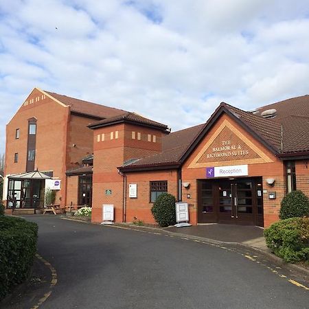 Wellington Park Hotel Leyland Exterior foto