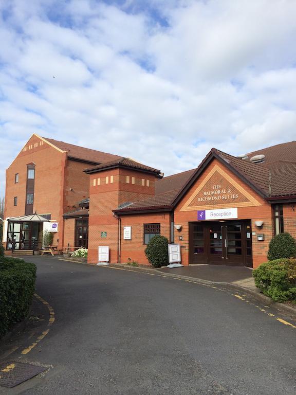 Wellington Park Hotel Leyland Exterior foto
